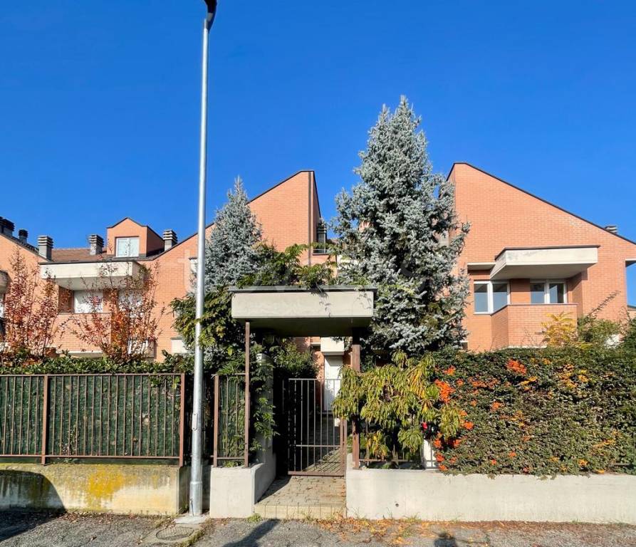 Villa a Schiera in vendita a La Loggia via Rimini
