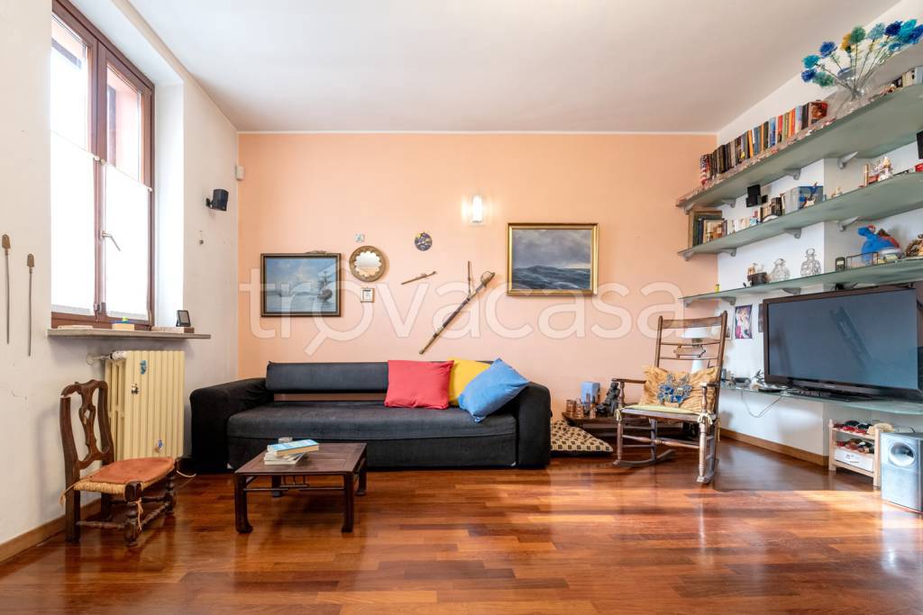 Appartamento in vendita ad Arese via Giannetto Mattei, 6