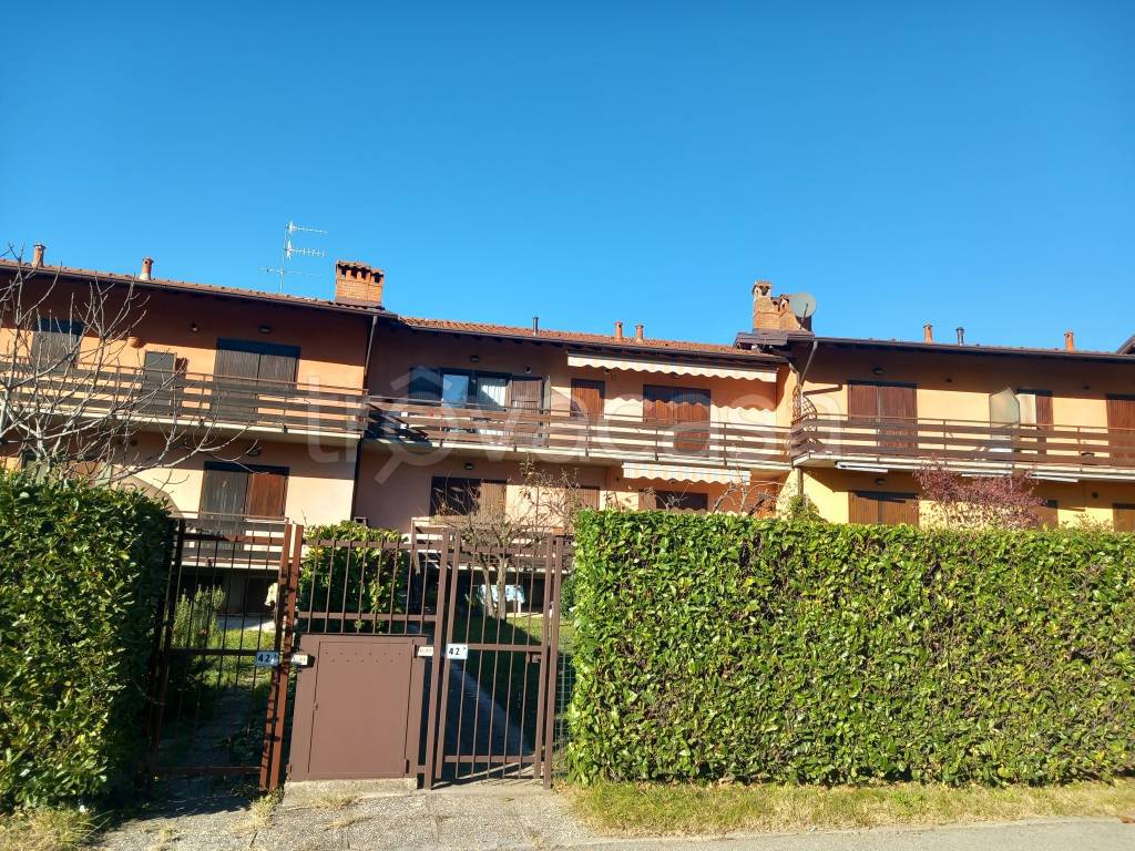 Appartamento in vendita a Rovetta via Pradei, 2