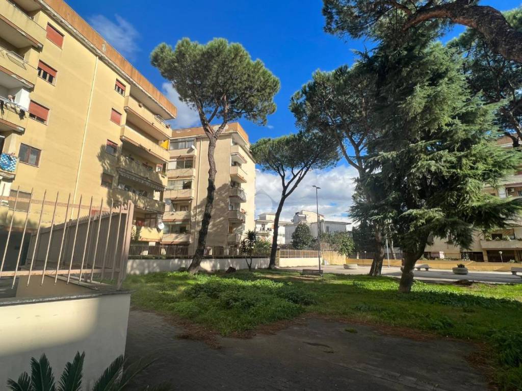 Appartamento in vendita a Casalnuovo di Napoli viale Graziella, 4