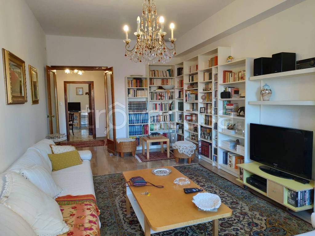 Appartamento in vendita a Bologna via Giuseppe Dagnini
