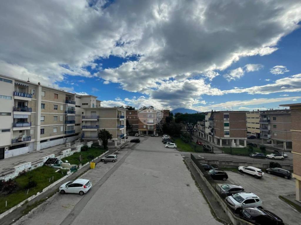 Appartamento in vendita a Torre del Greco via Antonio De Curtis, 14