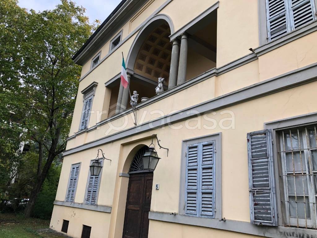 Villa in vendita a Parma via Socrate