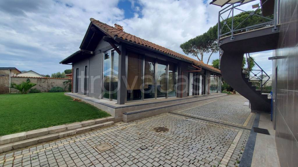 Villa Bifamiliare in in vendita da privato a San Felice Circeo strada Monte Tomba, 14