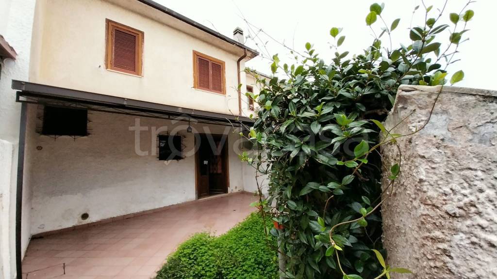 Villa a Schiera in vendita a San Felice Circeo via Tresilene