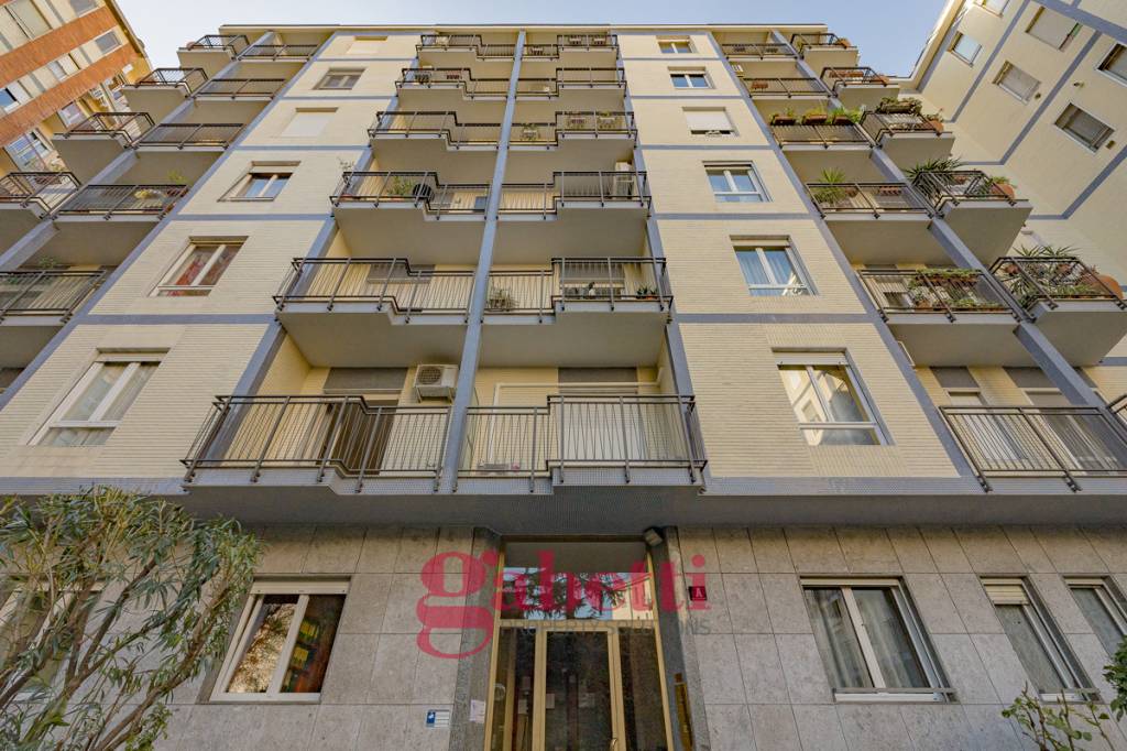 Appartamento in vendita a Milano via Sofonisba Anguissola, 50/a
