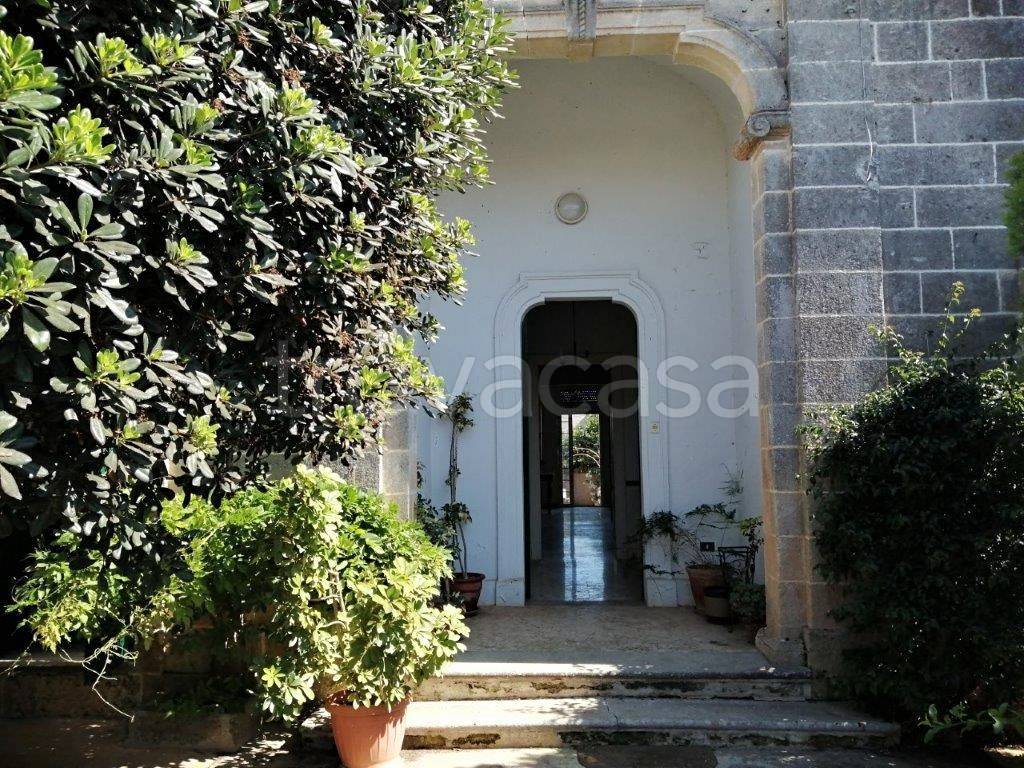 Villa in vendita a Gagliano del Capo via Margherita di Savoia