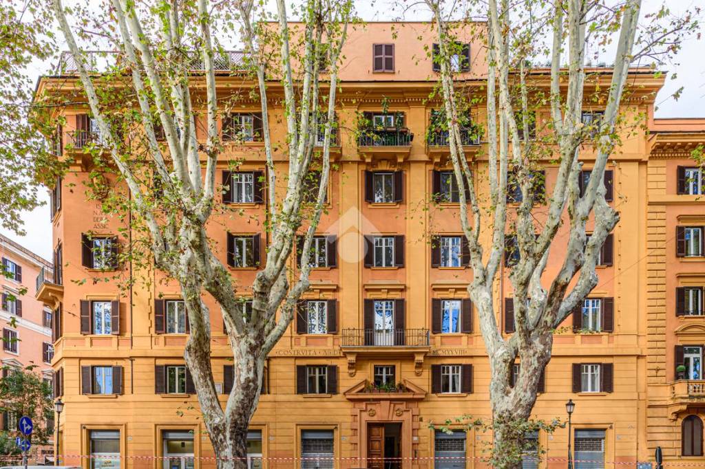 Appartamento in vendita a Roma viale delle Milizie, 114
