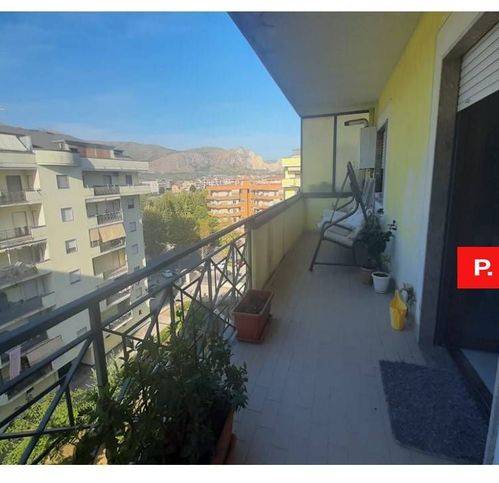 Appartamento in vendita a Santa Maria Capua Vetere via Enrico De Nicola