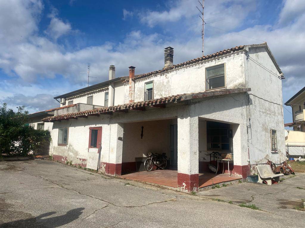 Villa a Schiera in vendita a Rimini via Santa Aquilina, 36