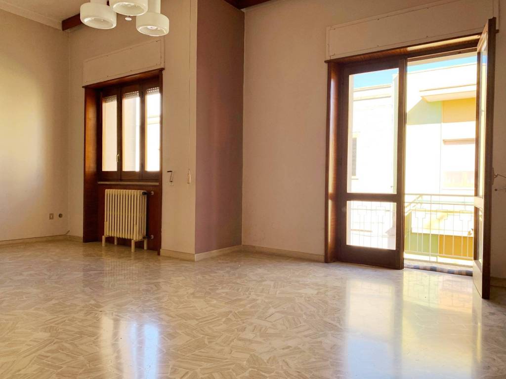 Appartamento in vendita a Casarano via Claudio Monteverdi