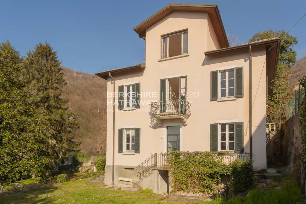 Villa in vendita a Cernobbio