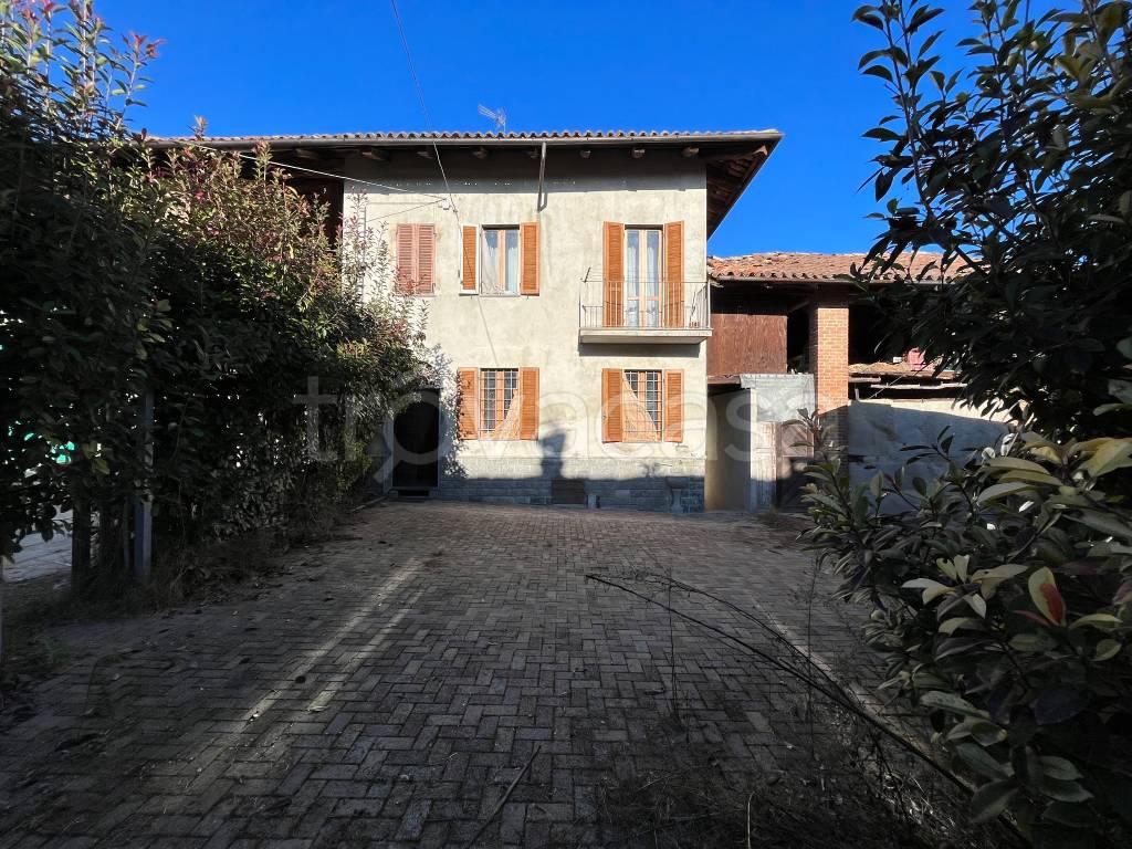 Casa Indipendente in vendita a Montiglio Monferrato via Generale Guasco, 64