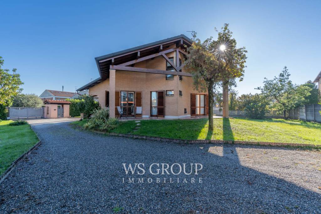 Villa in vendita a Biassono via Nazario Sauro, 25