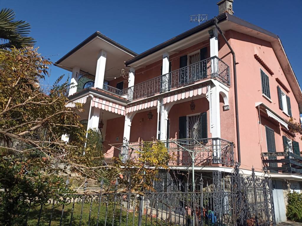 Villa a Schiera in vendita a Verzuolo via San Bernardo, 78