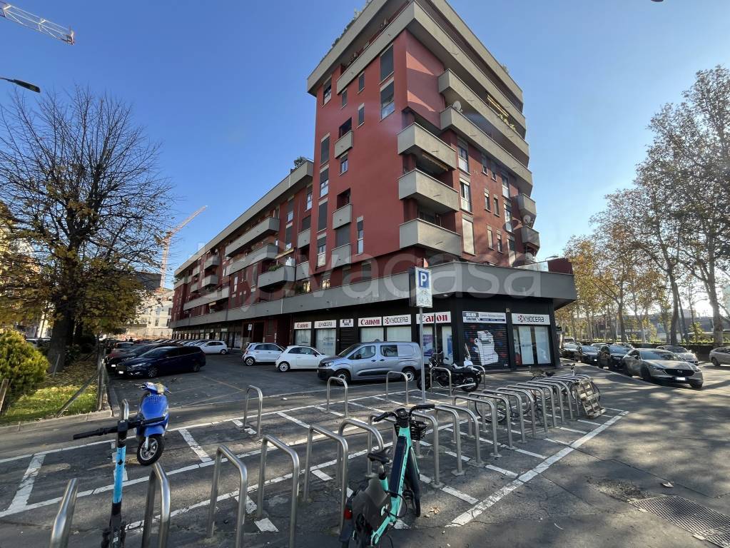 Appartamento in vendita a Milano via Giovanni Pastorelli, 19