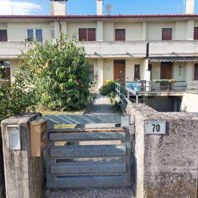 Villa in vendita a Pieve di Soligo via Brando Brandolini, 70