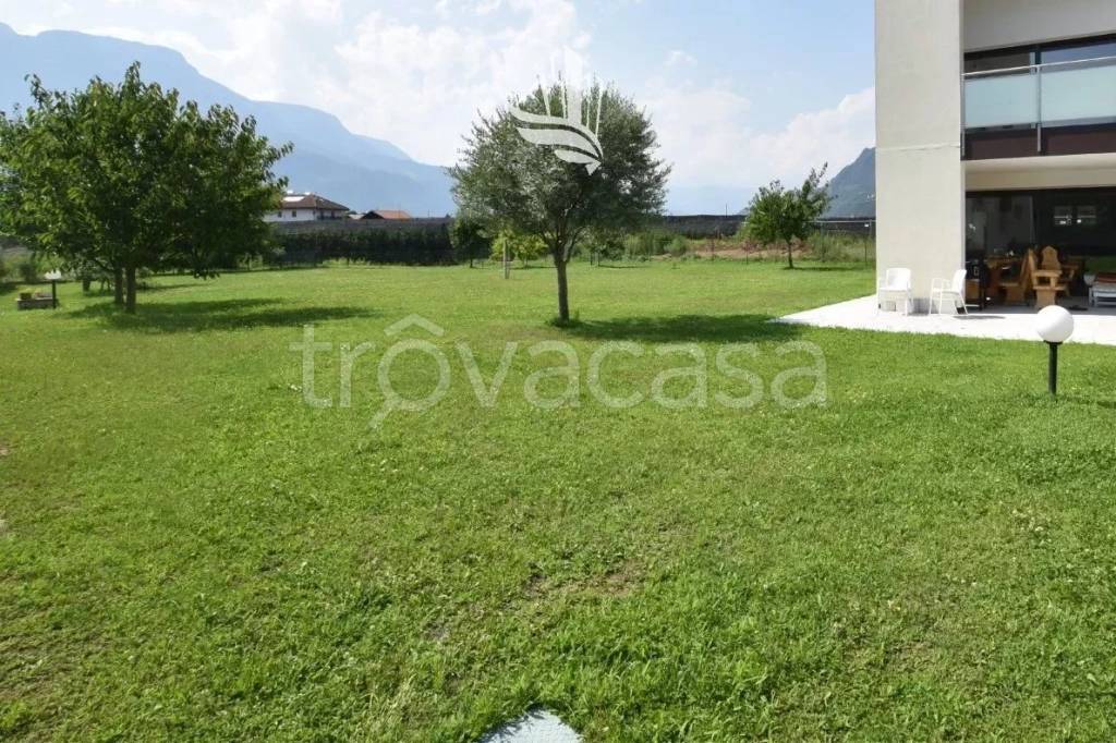 Villa a Schiera in vendita a Bolzano via Bivio