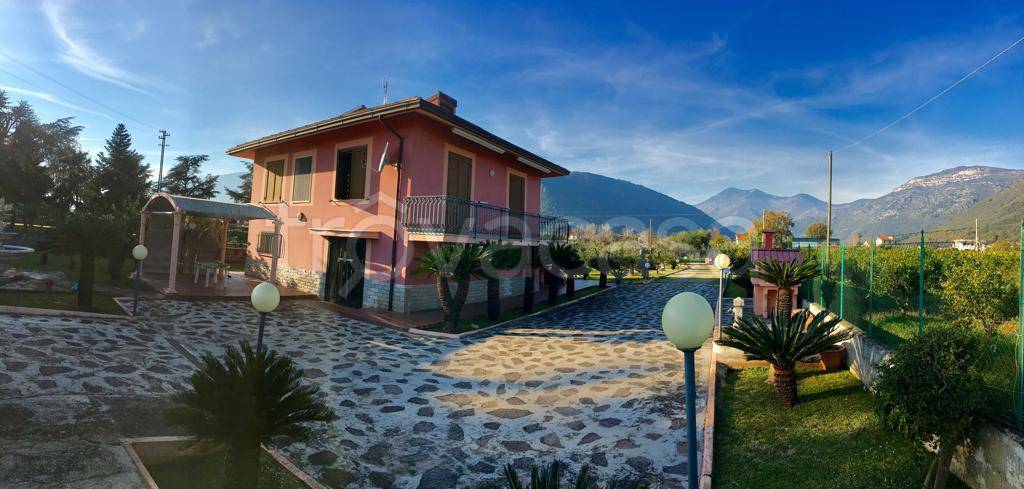 Villa in vendita a Monte San Biagio via Ponte San Marco
