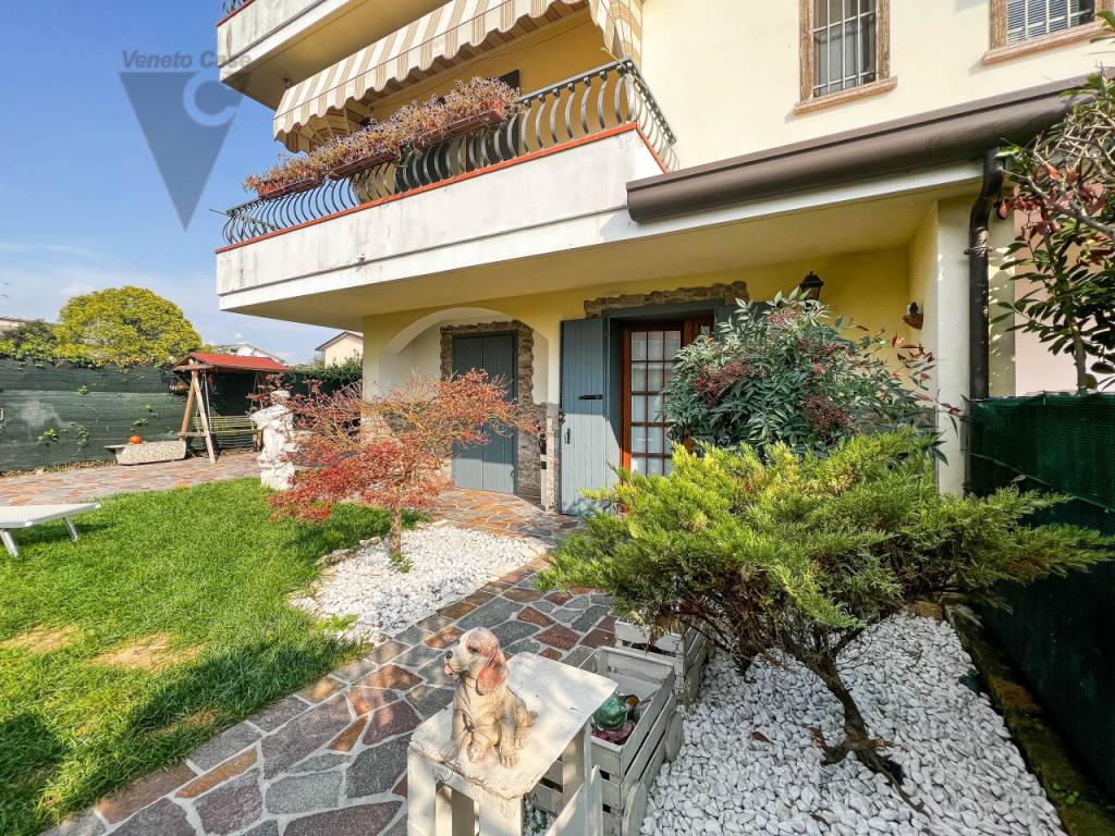 Villa Bifamiliare in vendita a Saonara