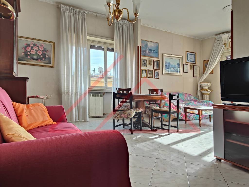 Appartamento in vendita a Roma via Carlo Denina, 8