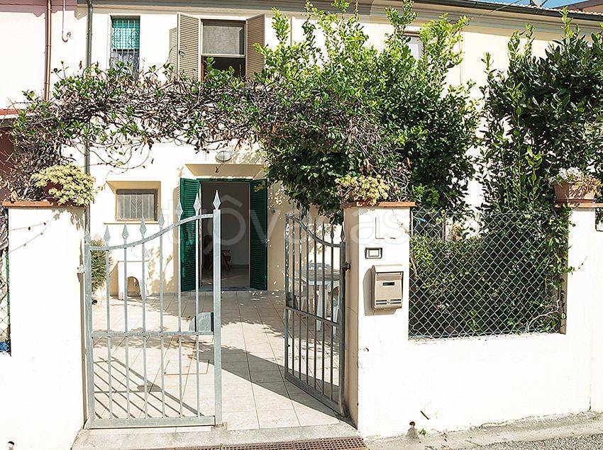 Casa Indipendente in in vendita da privato a San Giuliano Terme via Giordano Bruno Arena Metato