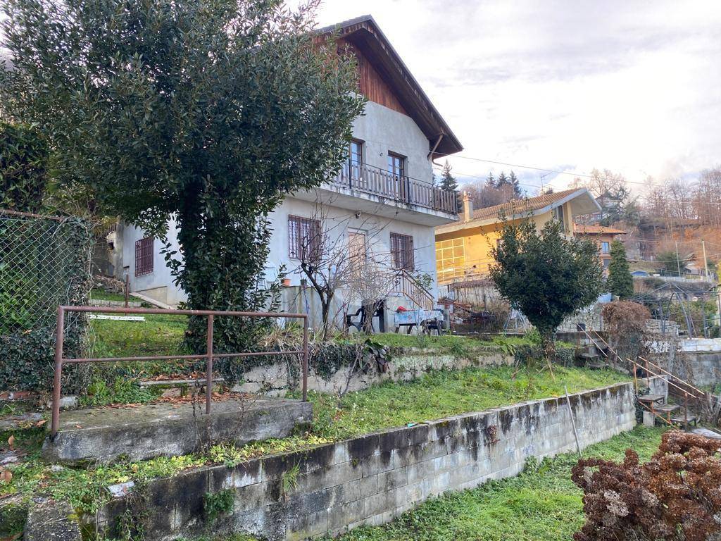Casa Indipendente in vendita a Giaveno borgata loiri, 60