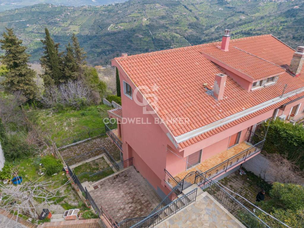 Villa a Schiera in vendita a Ogliastro Cilento via San Leonardo, 111
