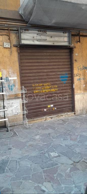 Negozio in in vendita da privato a Napoli via Paolo Castaldi e Luigi Sequino, 29