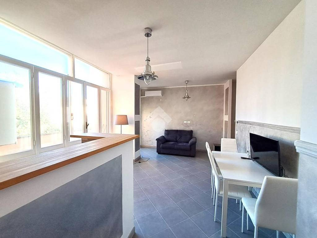Appartamento in vendita a Rignano Flaminio via Zandonai, 23