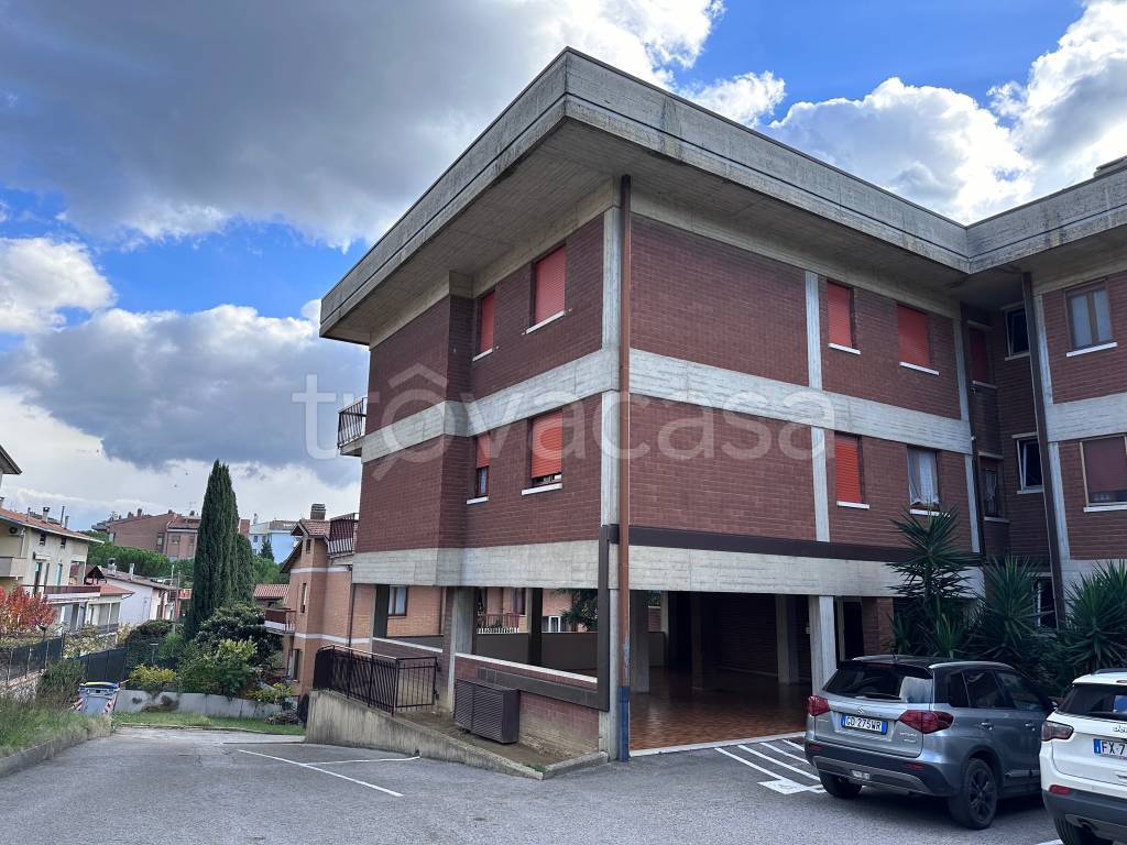 Appartamento in vendita a Perugia via Gioacchino Rossini