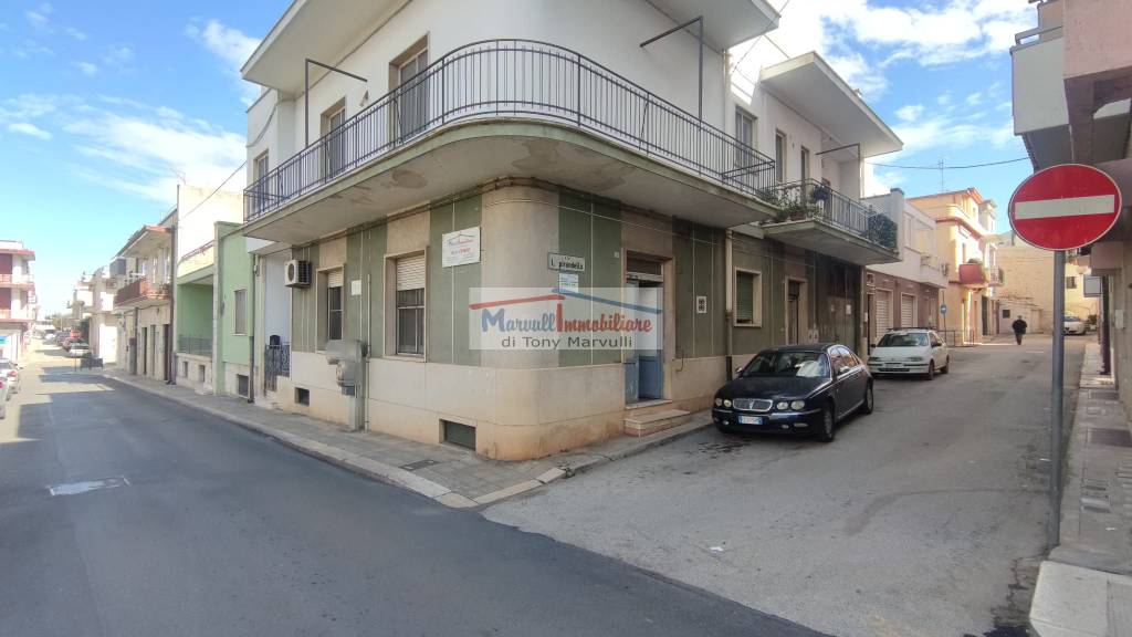 Appartamento in vendita a Cassano delle Murge piazza Giuseppe Garibaldi, 8