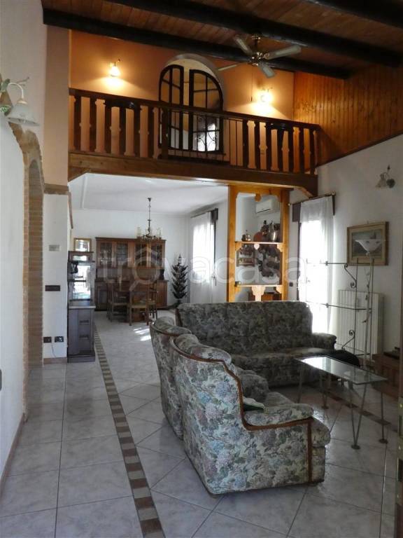 Villa Bifamiliare in vendita a Portomaggiore via Fernando Santi, 8A
