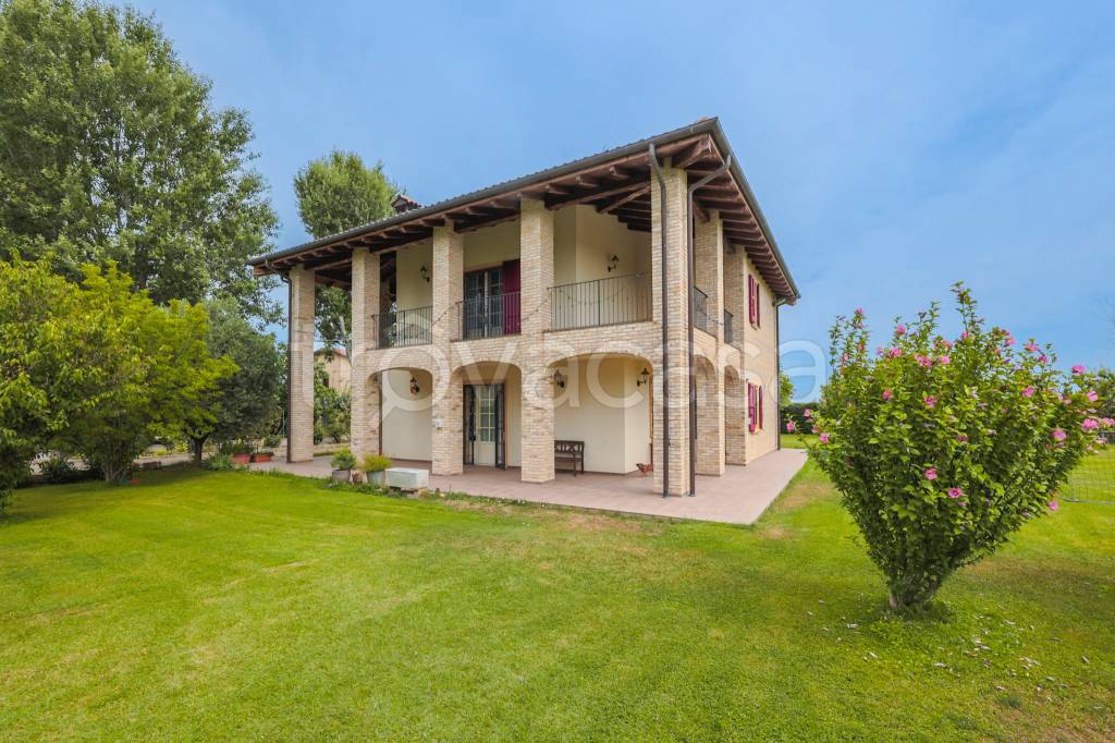 Villa in vendita a Valsamoggia via Castellaccio, 42A
