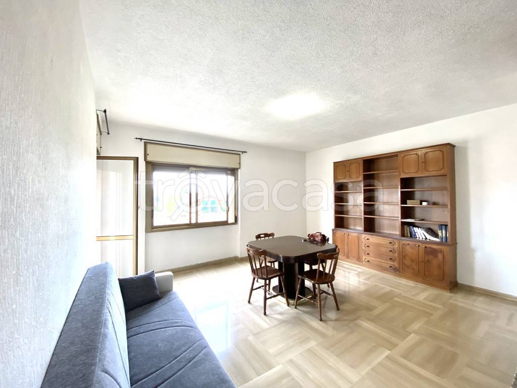 Appartamento in vendita a Roma via Ercole Pellini, 15