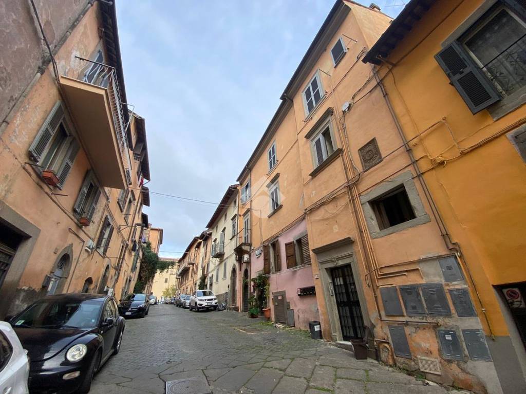 Appartamento in vendita a Viterbo via III reggimento granatieri di sardegna, 28