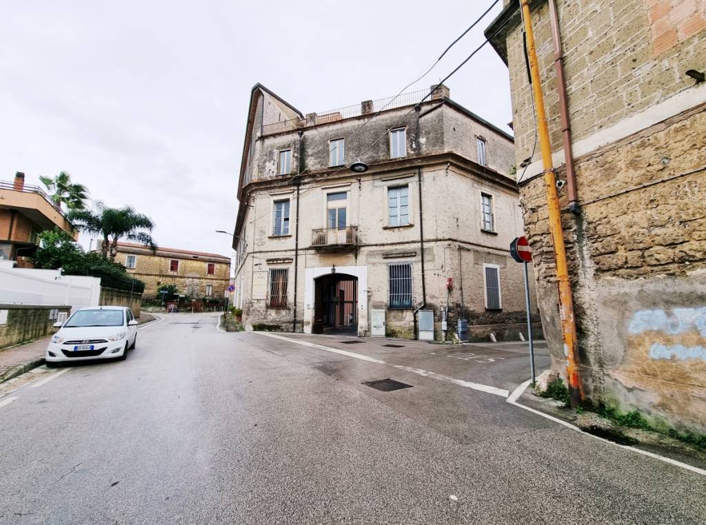 Appartamento in vendita a Caserta via Quercione, 46