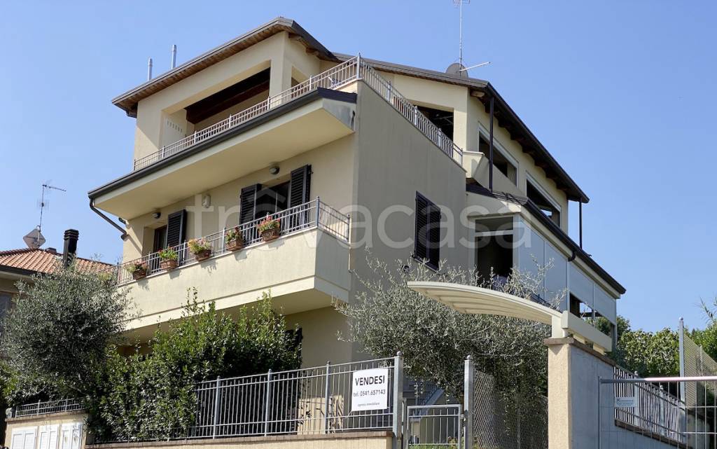Appartamento in vendita a Coriano via Fienile, 5