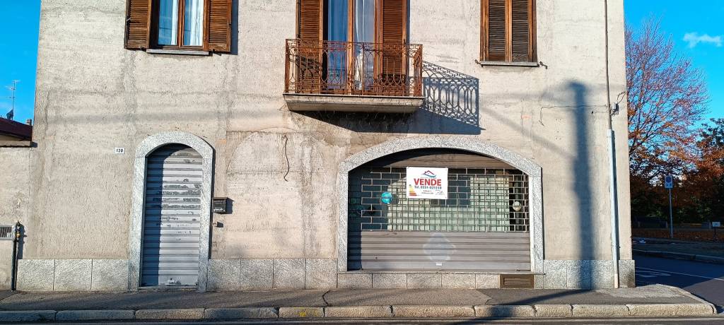Negozio in vendita a Marnate via Roma, 120