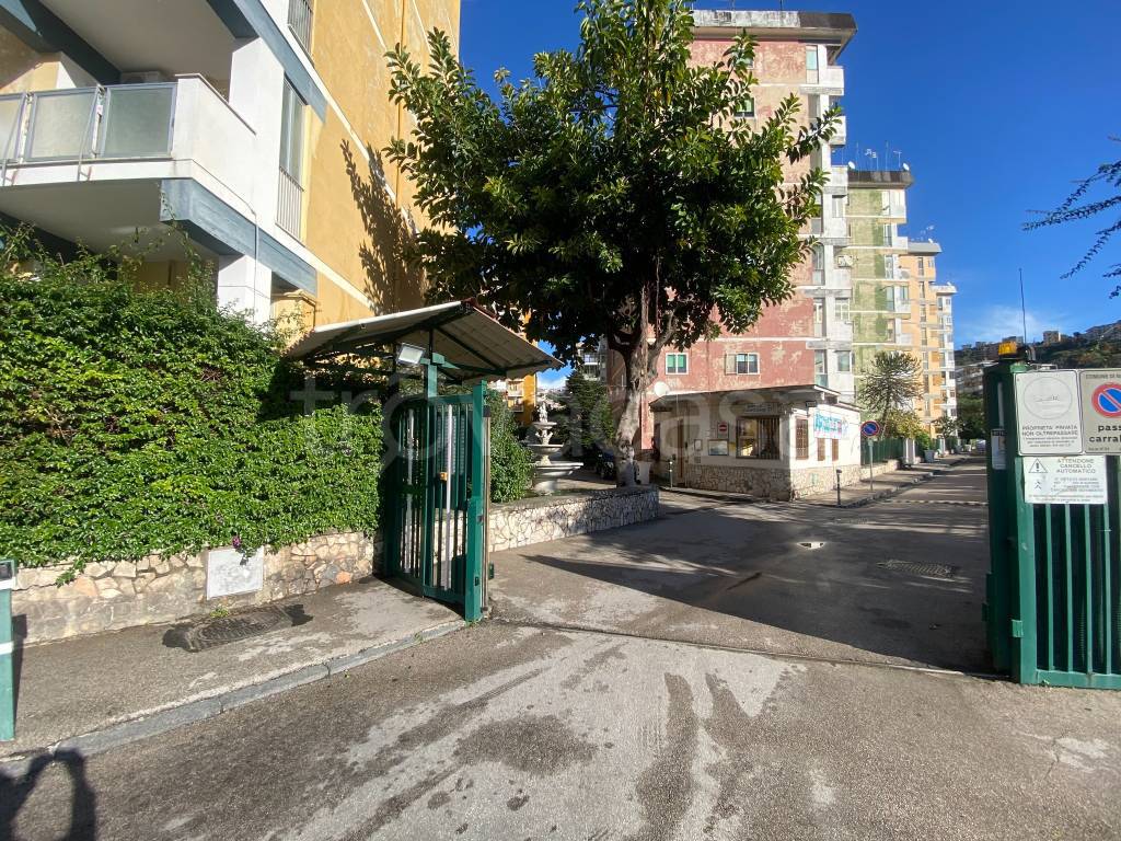 Appartamento in vendita a Napoli via Luigi Mercantini, 23