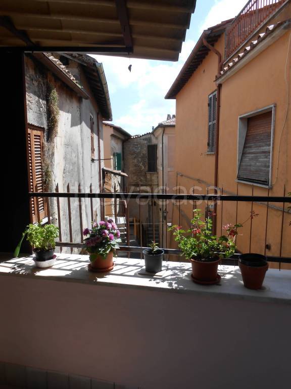 Appartamento in vendita a Montebuono via Marco Vipsanio Agrippa, 8