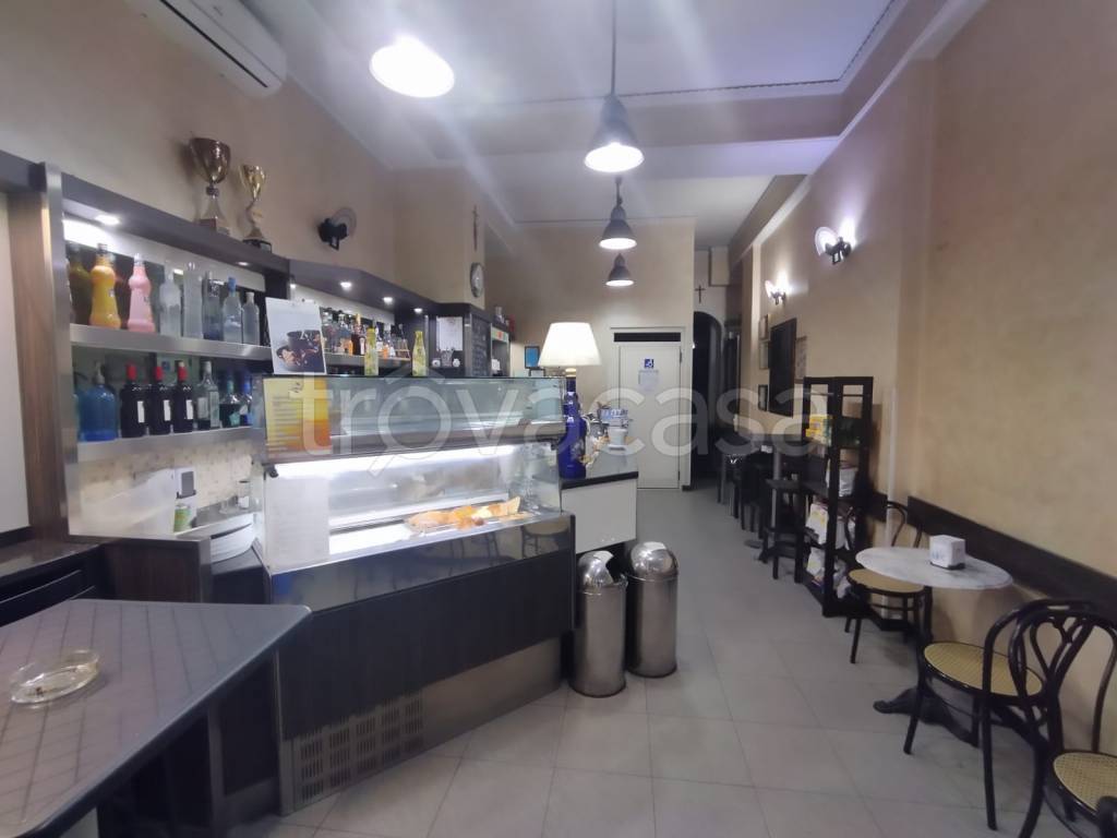 Bar in vendita a Messina via Giuseppe La Farina