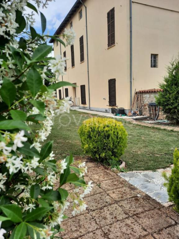 Appartamento in vendita a Vigolzone via Roma