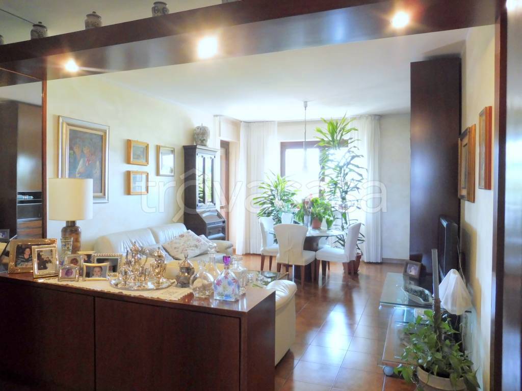 Appartamento in vendita a Rivalta di Torino via Giacomo Brodolini