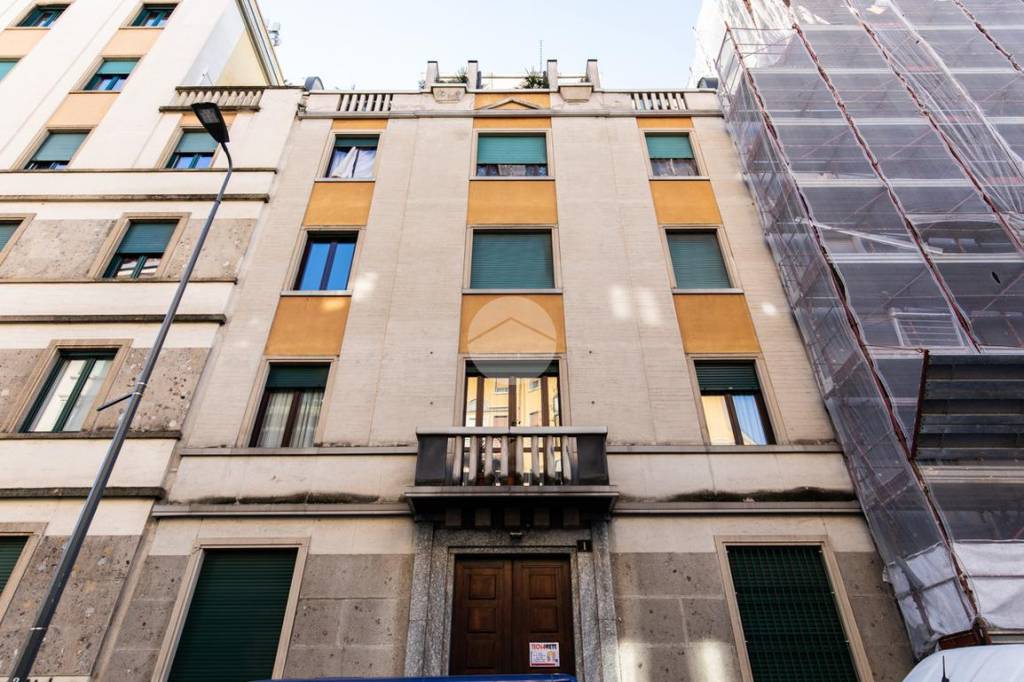 Appartamento in vendita a Milano via spoleto, 1