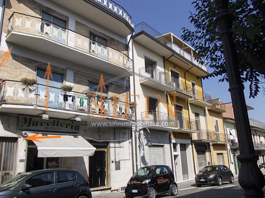 Appartamento in vendita a Grottaminarda corso Vittorio Veneto, 255