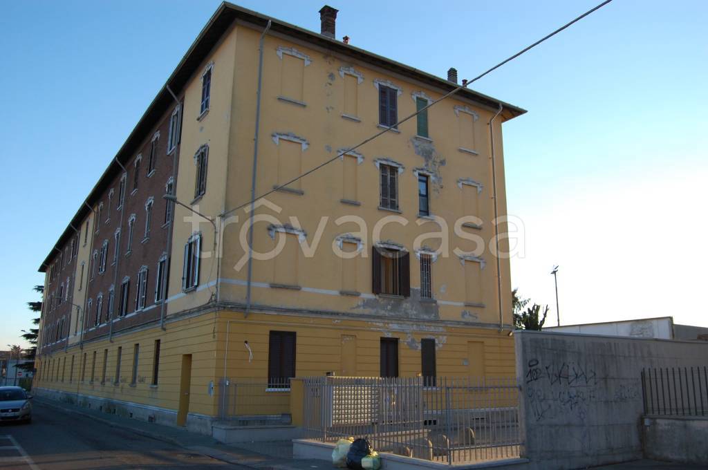 Appartamento in vendita a Legnano via Gaeta, 16