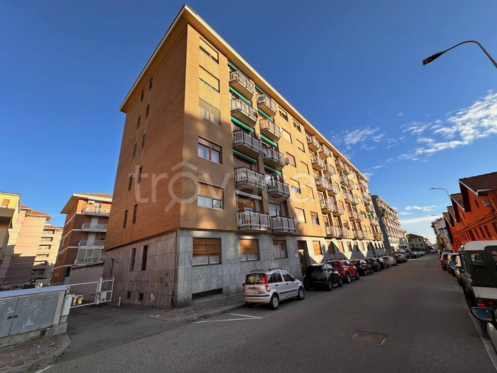 Appartamento in vendita a Biella via Trieste, 9