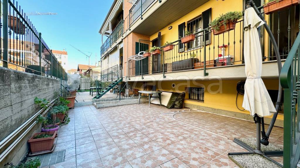 Appartamento in vendita a Nichelino via Grazia Deledda, 7