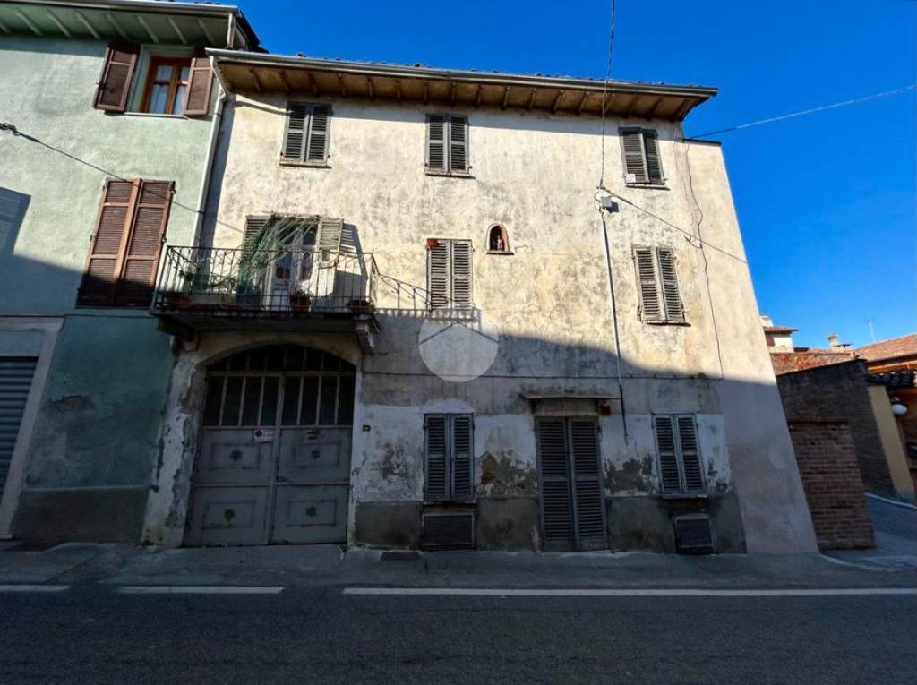 Casa Indipendente in vendita a Castagnole Monferrato via Roma, 102